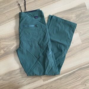 Patagonia Women's Green Pants
